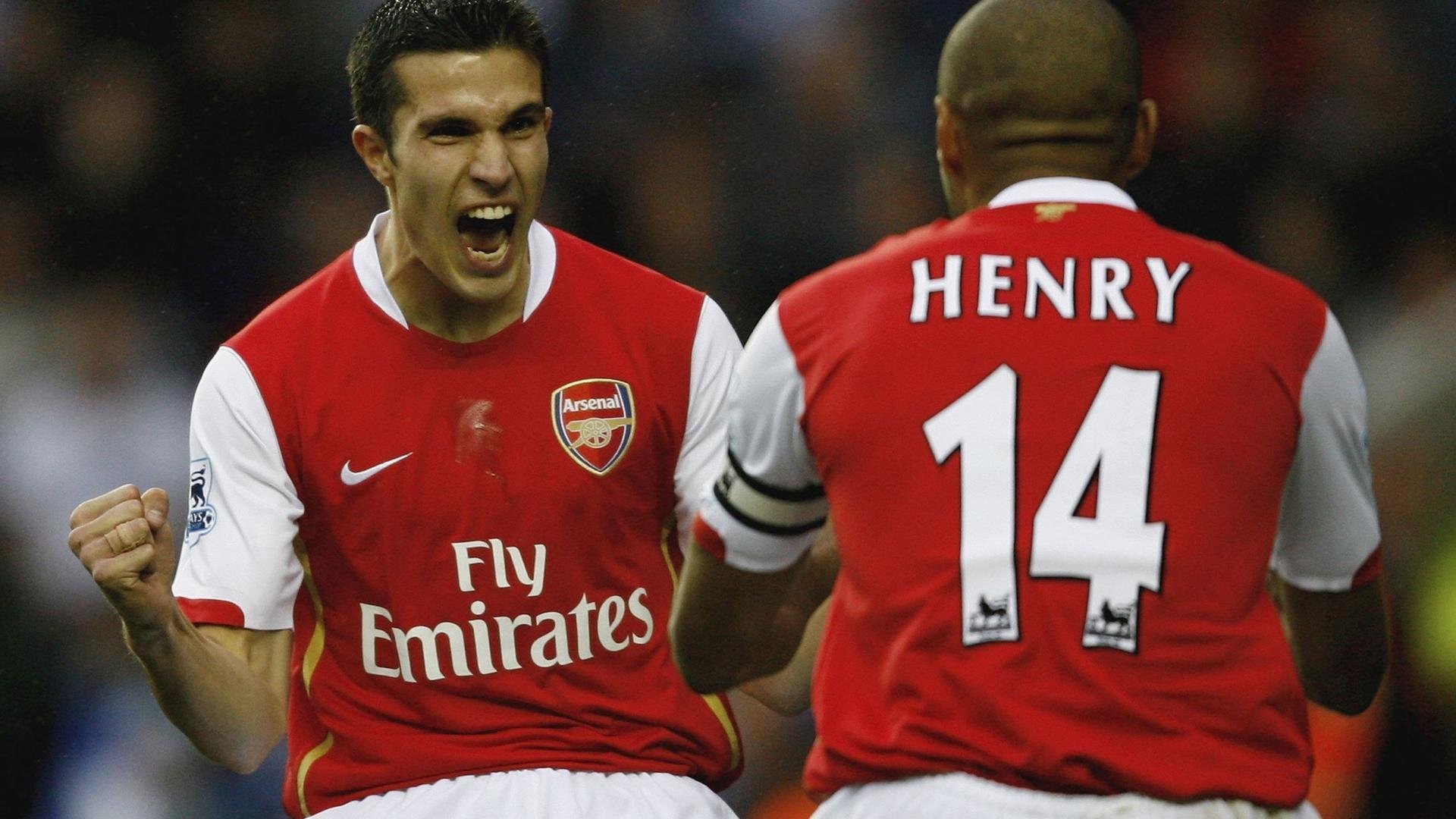 莱万多夫斯基遭遇十五连败，IG教练面临压力！